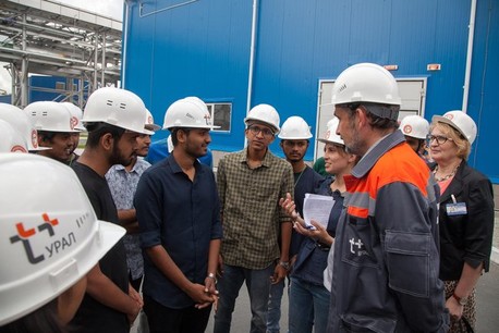 Энергетики Академической ТЭЦ провели экскурсию для группы студентов из Индии